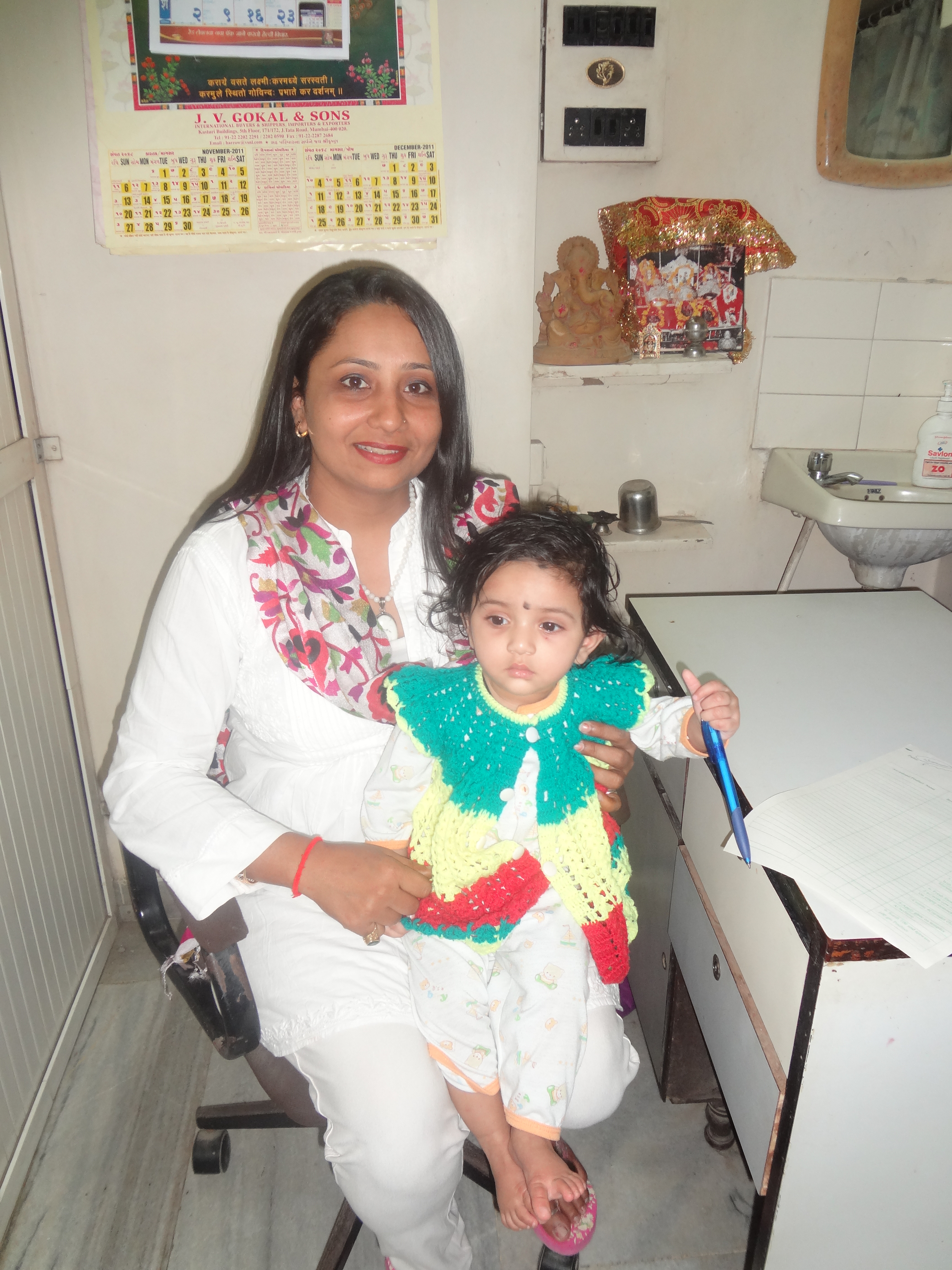 Devanshi- mother having only one blocked fallopian tube a...